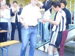 2006 - En aparté des finales de la Coupe